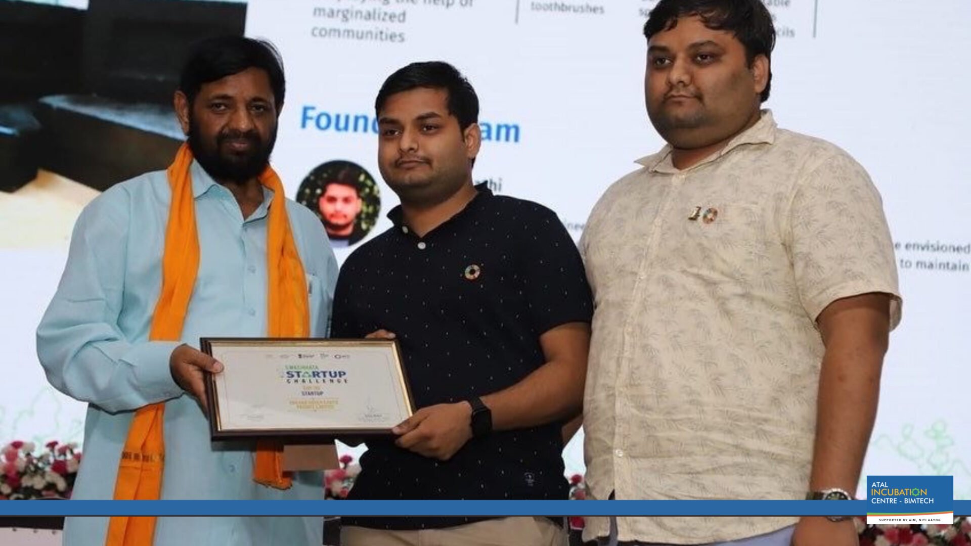 AIC-BIMTECH Incubated Startup Uneako Recieved 20 Lakhs Grant from Ministry of Urban House Affairs (Mohua) in Swachhata Startups.